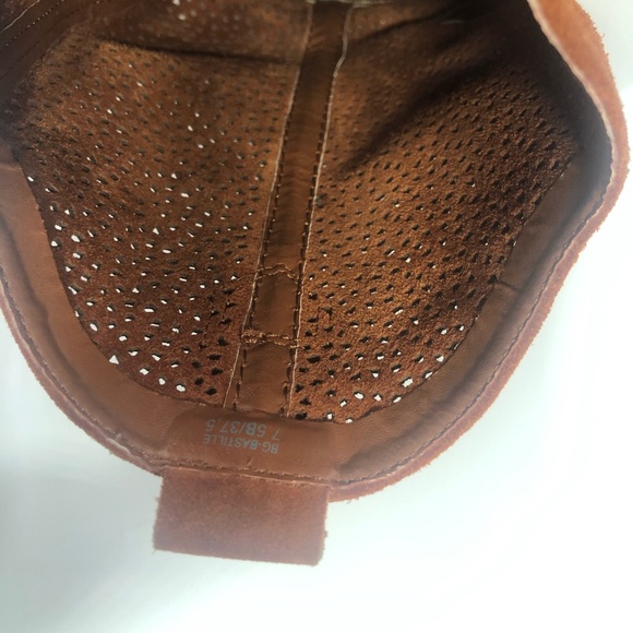 BCBG Suede Boot Rust color size 7.5 B - Picture 10 of 16